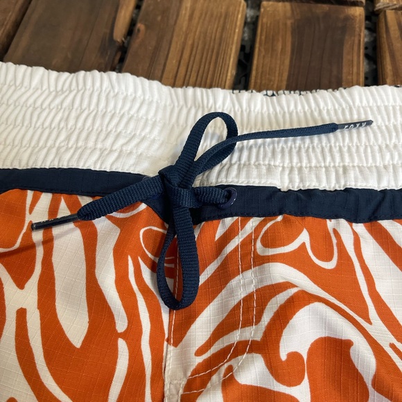Roxy Floral Print Orange Board Shorts Size 9 - Picture 3 of 6